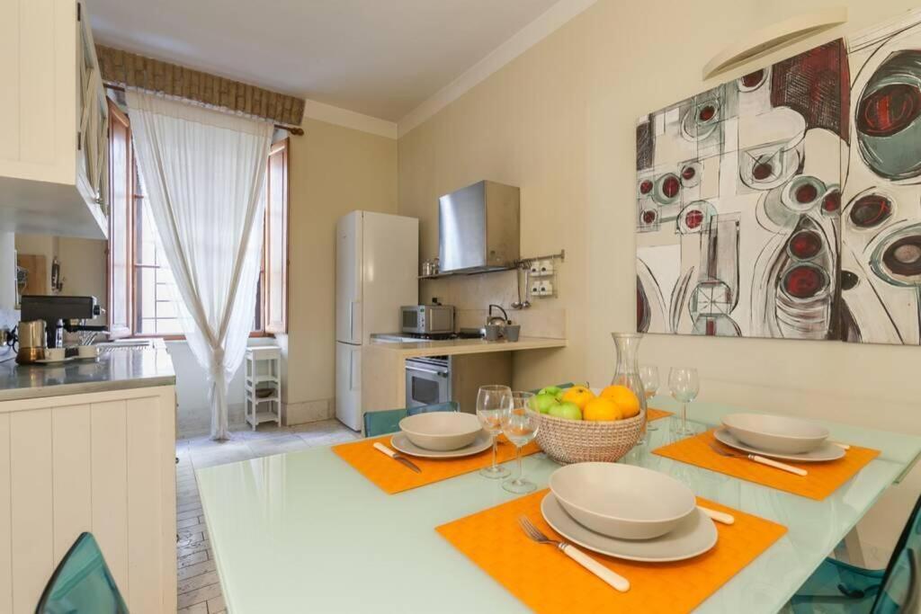 Borgo Pio - Quite And Spacious Apt Roma Exterior foto